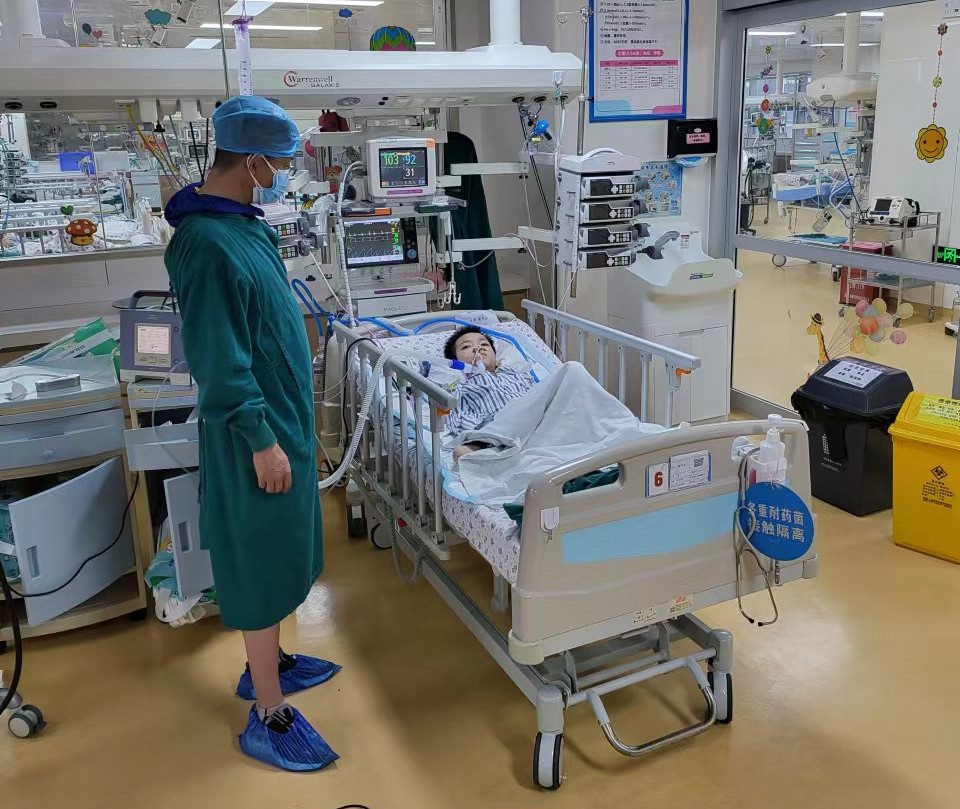 闻喜县跨省救护车出租公司